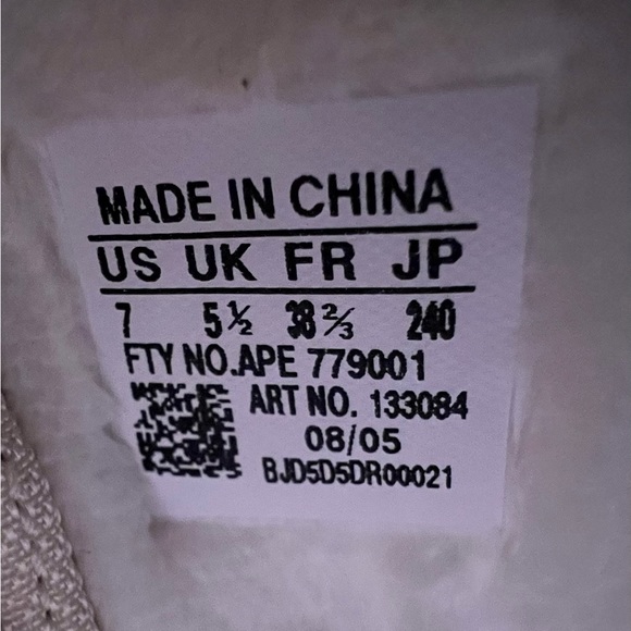 Adidas trefoilsnow boots Size 7 - Picture 13 of 13